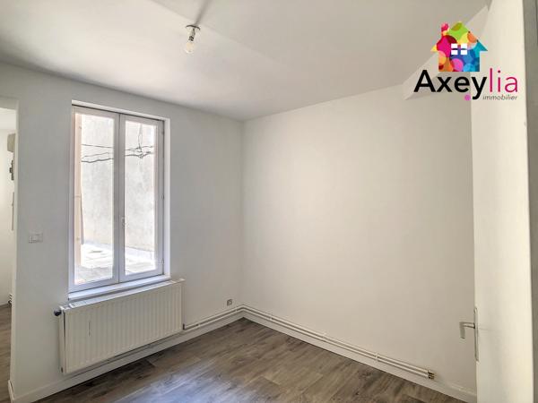 Roanne (42300) A LOUER - ROANNE - T2 70M2 CENTRE VILLE