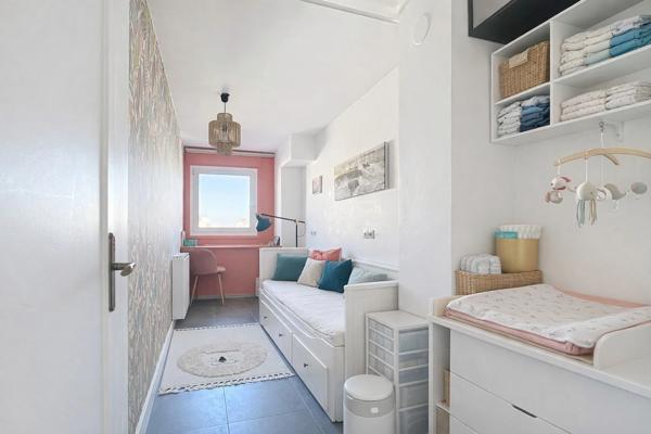 Appartement à vendre 4 pièces ASNIERES SUR SEINE (92)