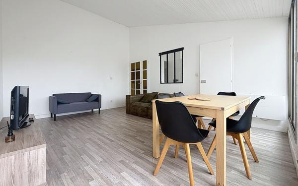 Appartement à vendre    3 pièces • 57,58 m2 La Rochelle