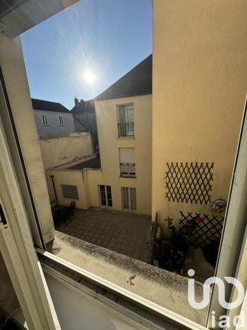 Appartement 2 pièces de 40 m² à Fontainebleau (77300)