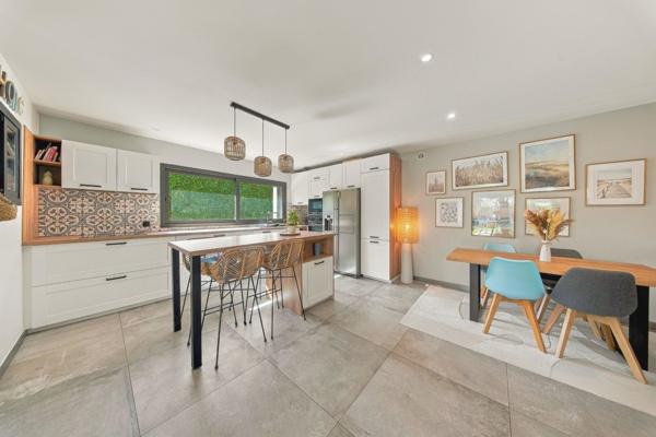 Vente Appartement de luxe Divonne-les-Bains 5 Pièces 137.47 m²