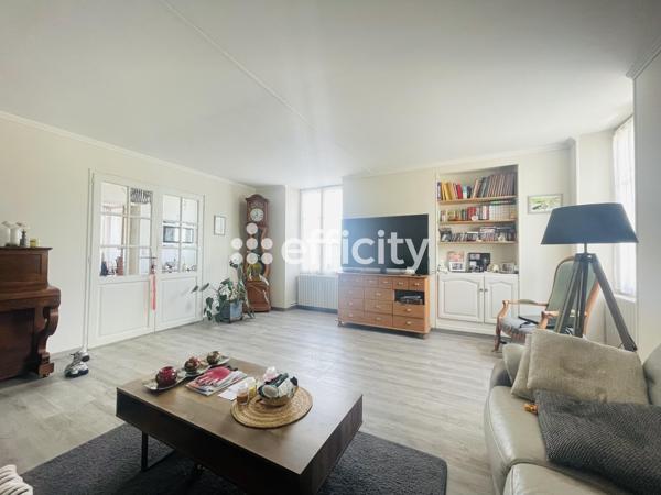 Maison
         5 pièces
        - 157 m² 244 000 € *