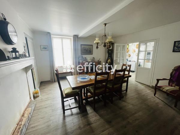 Maison
         5 pièces
        - 157 m² 244 000 € *