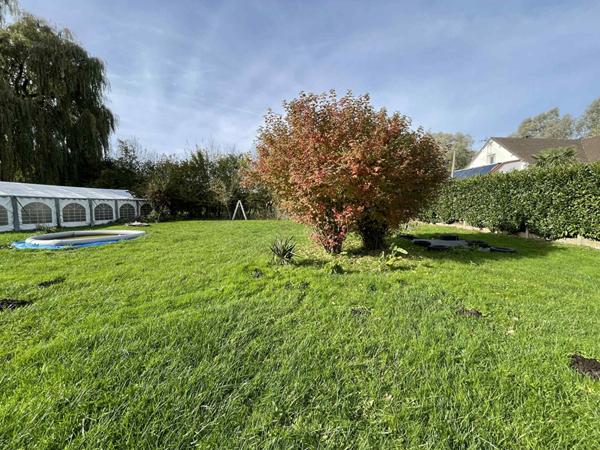 A VENDRE - Chaumont En Vexin - MAISON DE PLAIN PIED - 2123 M² DE TERRAIN