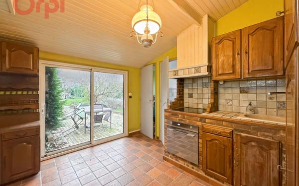 Maison à vendre    5 pièces •  La Ville-du-Bois