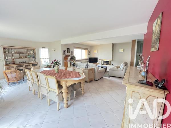 Maison à vendre 8 pièces 196 m² Villemoisson-sur-Orge