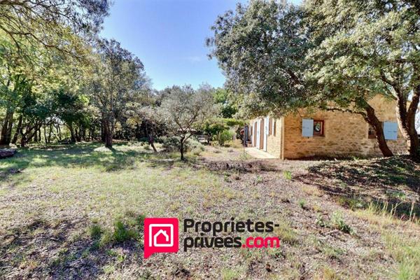 Uzès, proche , petit Mas  sur 5000 m2 de terrain