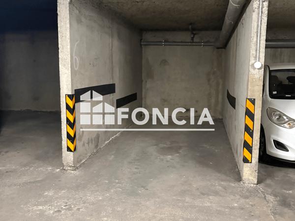 Location Parking 10 m² - LES BUREAUX DU CADEREAU Nimes 30900
