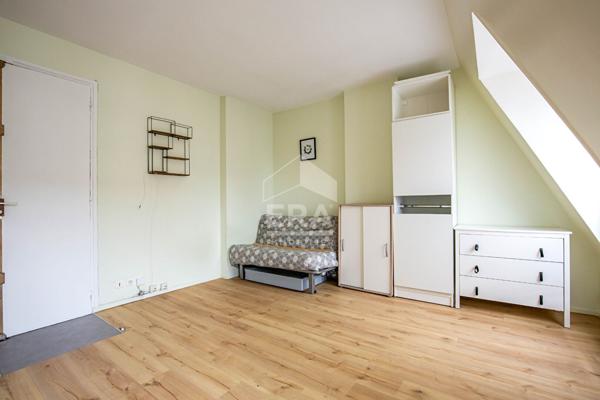 Daumesnil /Michel Bizot Studio 18m2 dernier étage