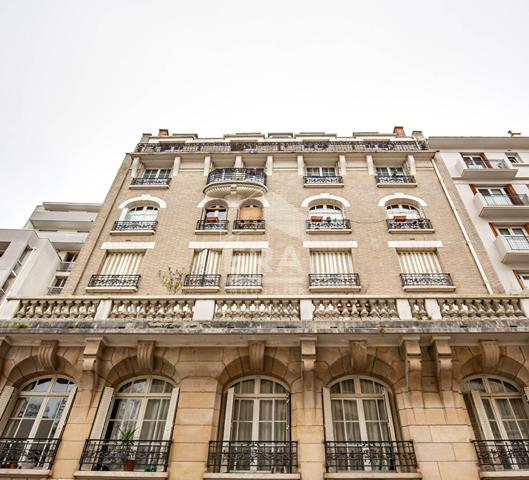 Daumesnil /Michel Bizot Studio 18m2 dernier étage