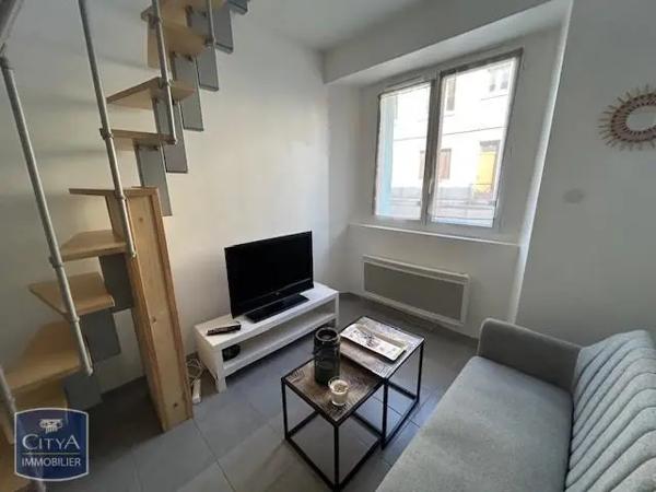 Appartement à louer 1 pièce 29.59m²