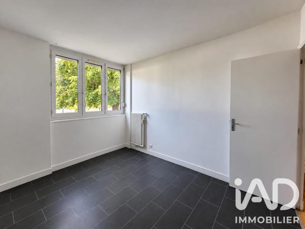 Appartement à vendre 4 pièces 80,66 m² Monts