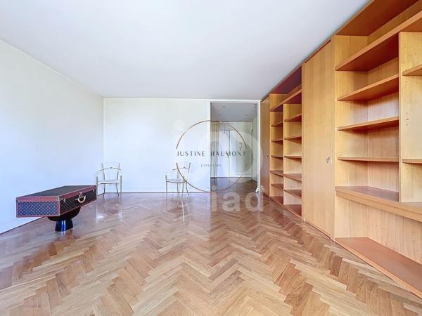 Boulogne-Billancourt (92100) BOULOGNE - Quartier Parchamp - Albert Kahn - GRAND STUDIO EN DERNIER ETAGE EN BON ETAT - RESIDENCE DE STANDING