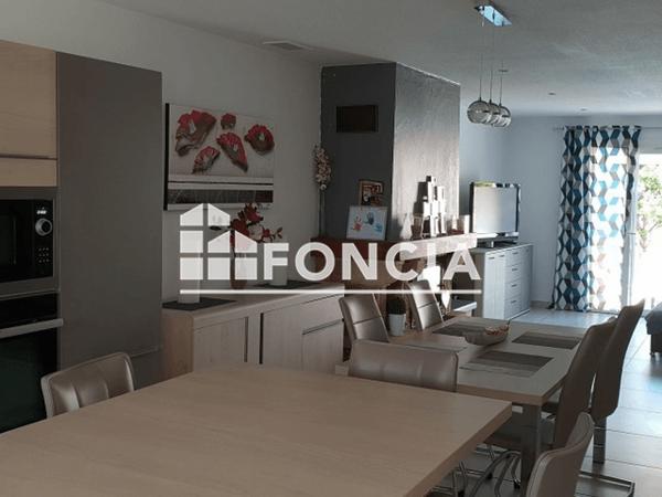 Location Maison 4 pièces 87.5 m² - 52 AVENUE RENE FRANCOIS DE CHATEAUBRIAND Saint Laurent De La Salanque 66250