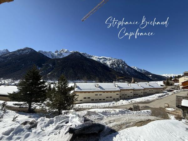 Terrain à vendre de 408,00 m² CEILLAC (05)
