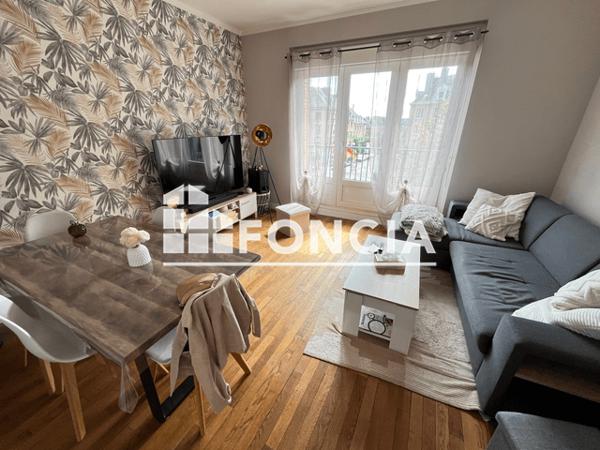 Location Appartement 3 pièces 63.76 m² - 14 PLACE CHARLES DE GAULLE Flers 61100