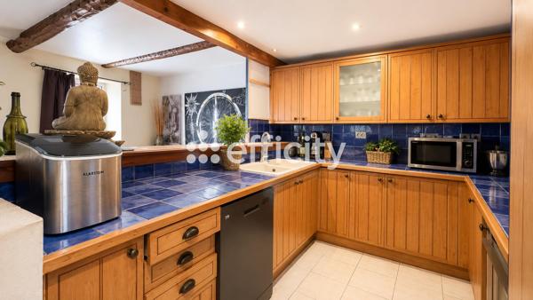 Maison
         4 pièces
        - 65 m² Exclusivité 363 000 € *