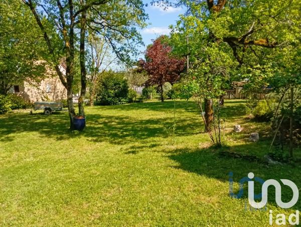 Maison 4 pièces de 105 m² à Cressensac (46600)