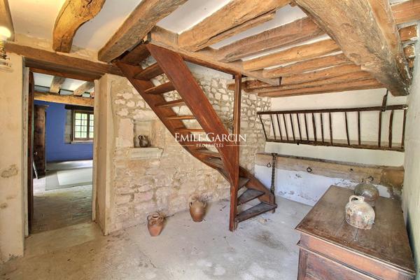 A Vendre - Bourgogne - Auxerre- Chablis 89 - Logis du XVIème siècle -Idéal projet évènementiel-