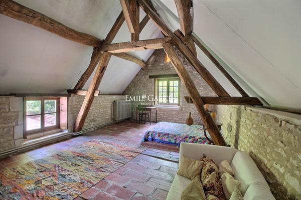 A Vendre - Bourgogne - Auxerre- Chablis 89 - Logis du XVIème siècle -Idéal projet évènementiel-