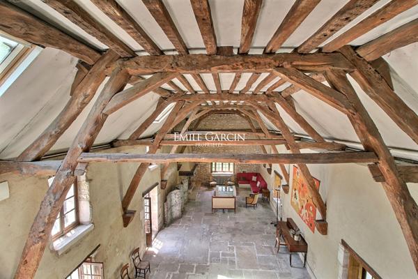 A Vendre - Bourgogne - Auxerre- Chablis 89 - Logis du XVIème siècle -Idéal projet évènementiel-