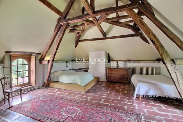 A Vendre - Bourgogne - Auxerre- Chablis 89 - Logis du XVIème siècle -Idéal projet évènementiel-