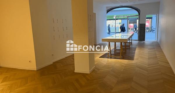 À vendre Local commercial 86 m² - Grenoble 38000