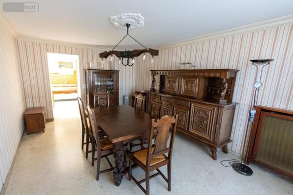 Maison à vendre à Connerré dans la Sarthe (72160), ref : 72033-259