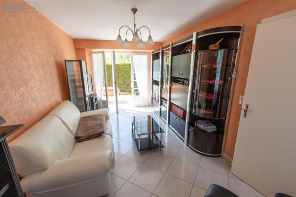 Maison à vendre à Connerré dans la Sarthe (72160), ref : 72033-259