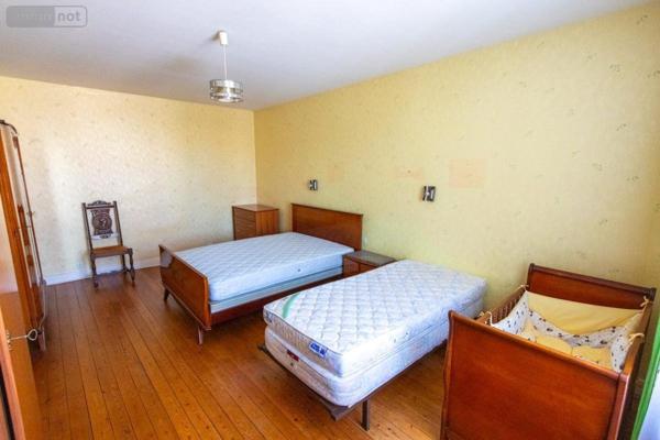 Maison à vendre à Connerré dans la Sarthe (72160), ref : 72033-259