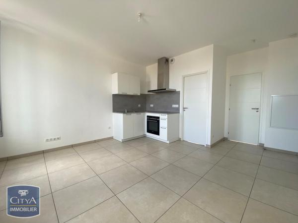 Appartement à louer 2 pièces 33.98m² Chartres (28000)