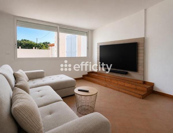 Maison
         6 pièces
        - 190 m² 675 000 € *