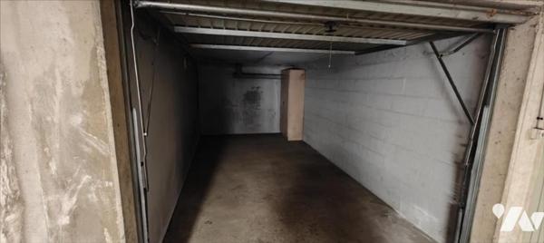 Besançon, Quartier Butte, Un appartement  T4 de 78 m² avec cave, garage et parking.