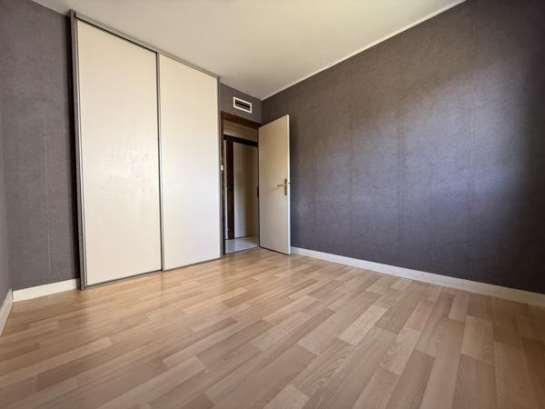 Appartement
                                                                                                                                                                                                                                                                                                                        4 pièce(s)                                                                                                                                                                                                          2 chambre(s)                                                                                                                                                                                                          67.67  m²