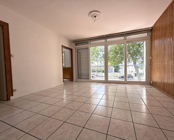 Appartement
                                                                                                                                                                                                                                                                                                                        4 pièce(s)                                                                                                                                                                                                          2 chambre(s)                                                                                                                                                                                                          67.67  m²