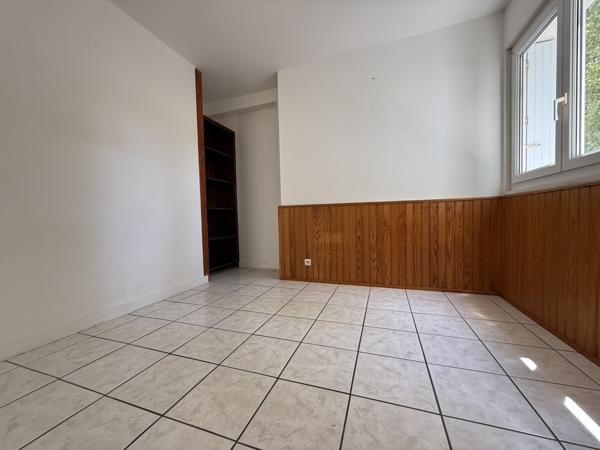 Appartement
                                                                                                                                                                                                                                                                                                                        4 pièce(s)                                                                                                                                                                                                          2 chambre(s)                                                                                                                                                                                                          67.67  m²