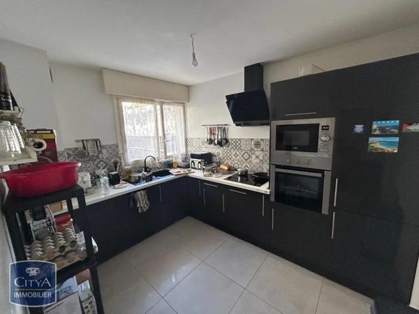 Appartement à louer 4 pièces 110m²