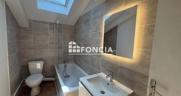 Location Appartement 4 pièces 68.16 m² - Trévoux 01600