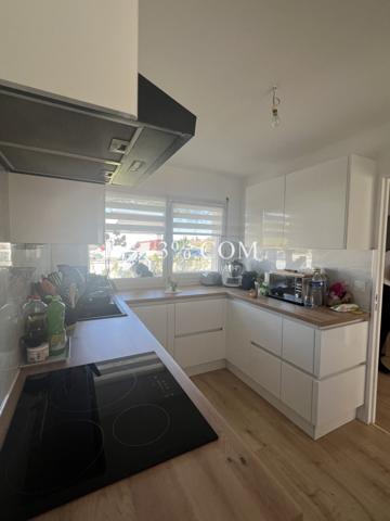 Maison 4 pièce(s) 3 chambre(s) 107.6 m²