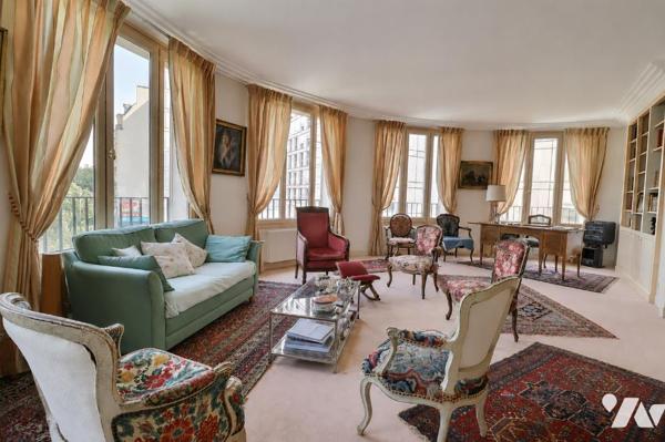 Paris 15e - Suffren / Champ-de-Mars - Appartement familial