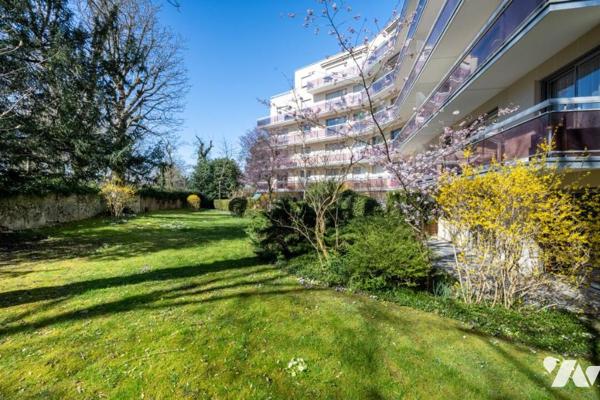EXCLUSIVITE - VERSAILLES - 3 CHAMBRES - JARDIN - PARKINGS - CALME