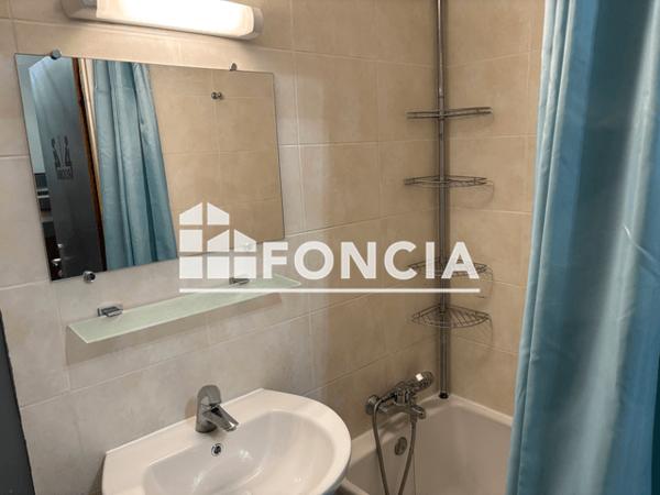 Location Studio meublé 37.9 m² - BATIMENT D Aix Les Bains 73100