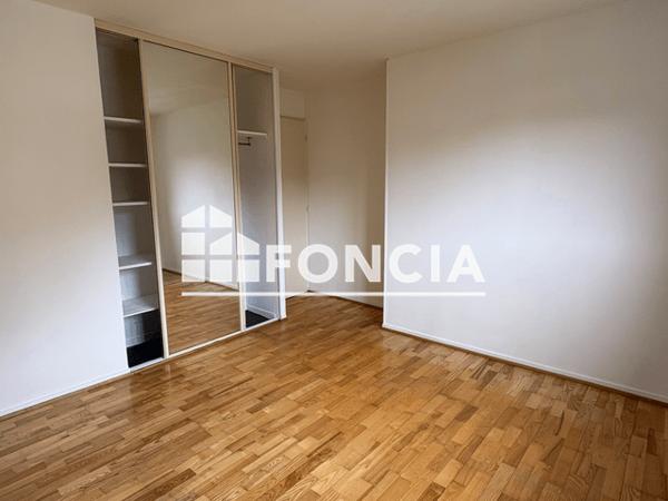 Location Appartement 3 pièces 76.27 m² - Cluses 74300