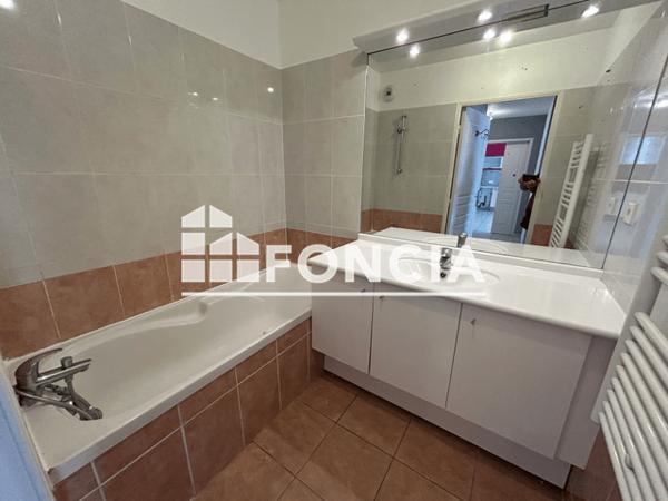 Location Appartement 3 pièces 58.7 m² - LES TERRASSES DE LACANAU -RUE GEORGES SEURAT Marignane 13700