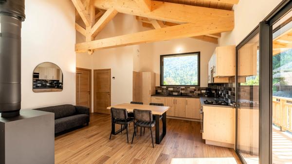 Haute Savoie (74), à vendre SAMOENS - Domaine skiable Grand-Massif - Appartement T3 + mezzanine 90 m²