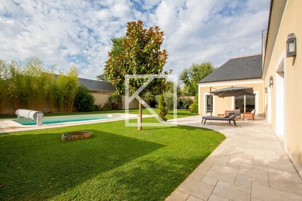 Villa de standing avec grand garage, aux prestations irréprochables