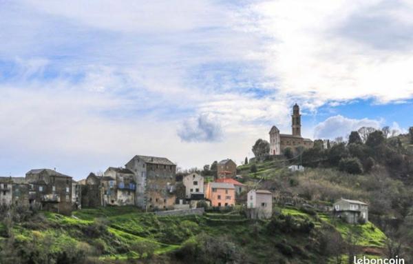 Sant'Andréa-di-Cotone (20221) Maison de village T3 de 89m2