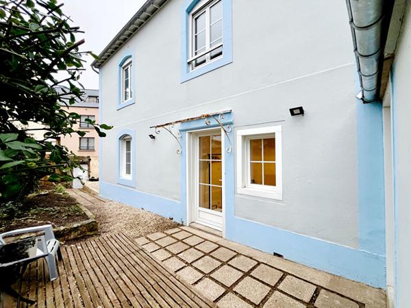 Maison de ville Saint Servan Centre, 3 chambres, jardin.