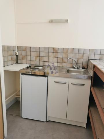Location studio Ruelle Sur Touvre (16600), 26.86m² avec 1 pièce(s). Agence Allard Brimeaud