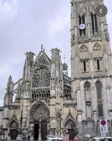 Terrain commercial de 140 m²